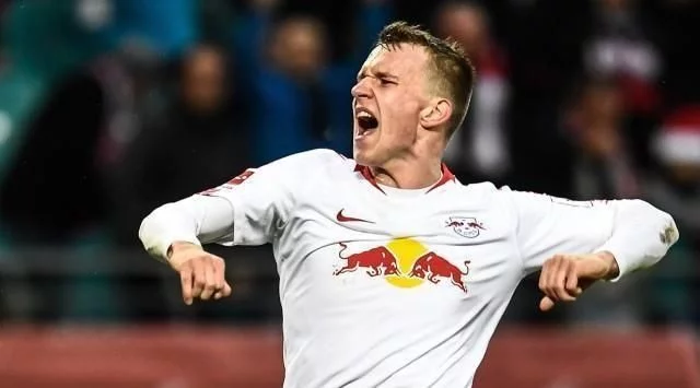 奏方面也贡 奏方面也贡