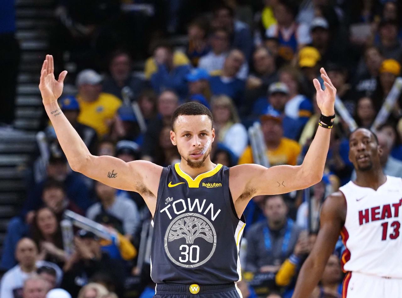 这不禁让人 这不禁让人